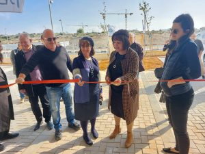 נווה שמיר ממשיכה ללבוש פנים וצורה: חנוכת פרויקט עץ השקד